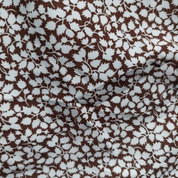 Alia Women's Brown/White Floral Capri - Picture 4 of 11